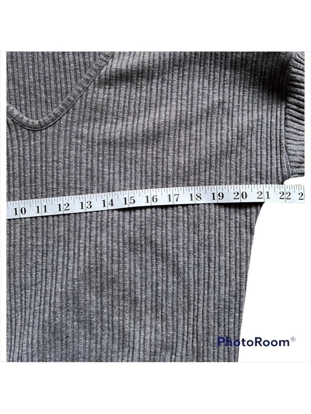 O’NEILL Grey Ribbed V Neck Sweater Size Large - Picture 6 of 7